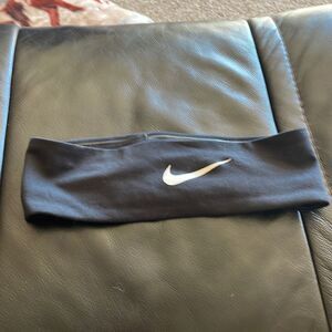 NIKE kids black headband